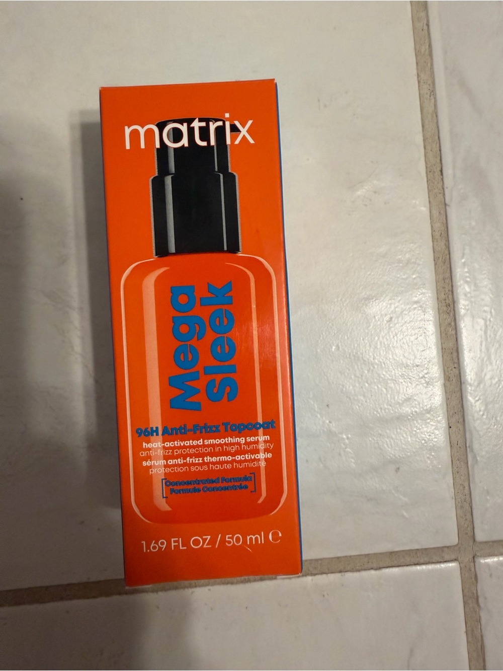 Matrix Mega Sleek Heat-Activated Smoothing Serum - Orange & Blue Packaging